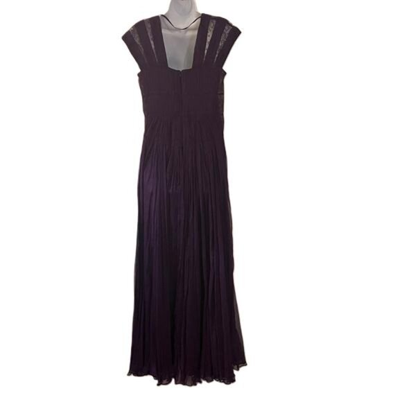 Tadashi Shoji Purple Lace Cap Sleeve Pleated Empire Waist Maxi Gown Size 10 - Picture 6 of 6